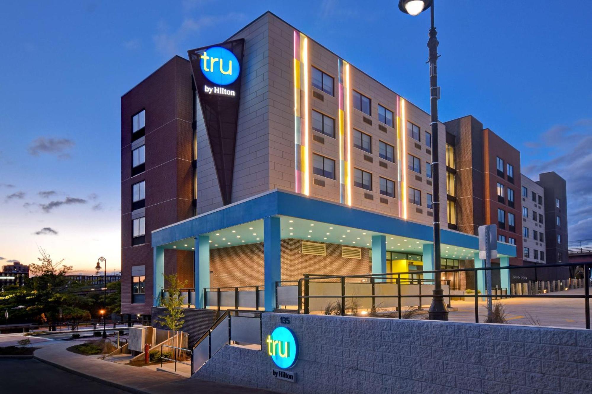 Tru By Hilton Manchester Downtown Exteriör bild
